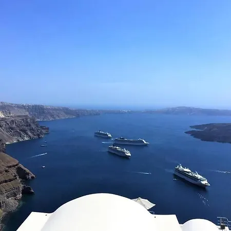 Blue Moon * Imerovigli (Santorini)