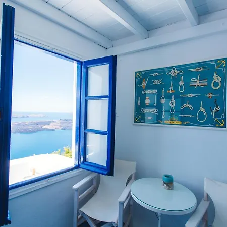 Blue Moon Imerovigli (Santorini)