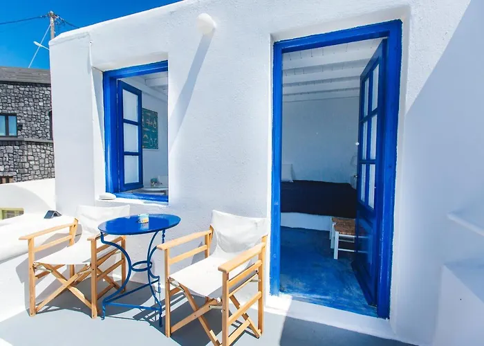 Blue Moon * Imerovigli (Santorini)